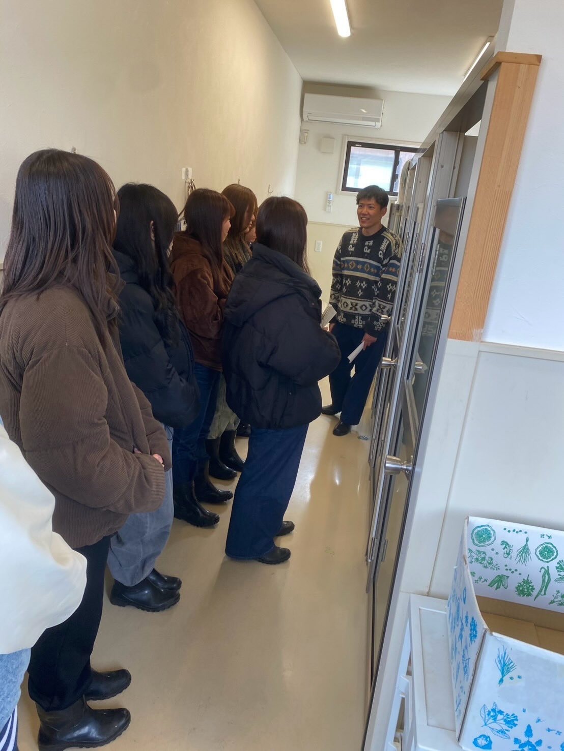 横浜市立大学・根岸弓先生のゼミの皆さんがキドックスに見学に来てくれました